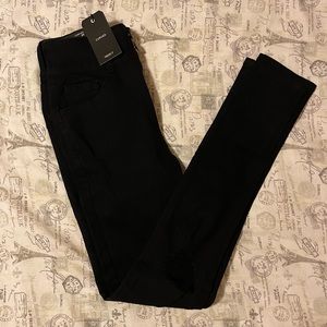 Forever 21 Black ripped skinny jeans